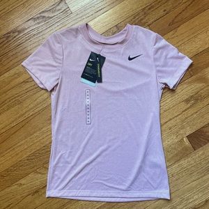 Nike short sleeved shirt, NWT, size xs, light pink